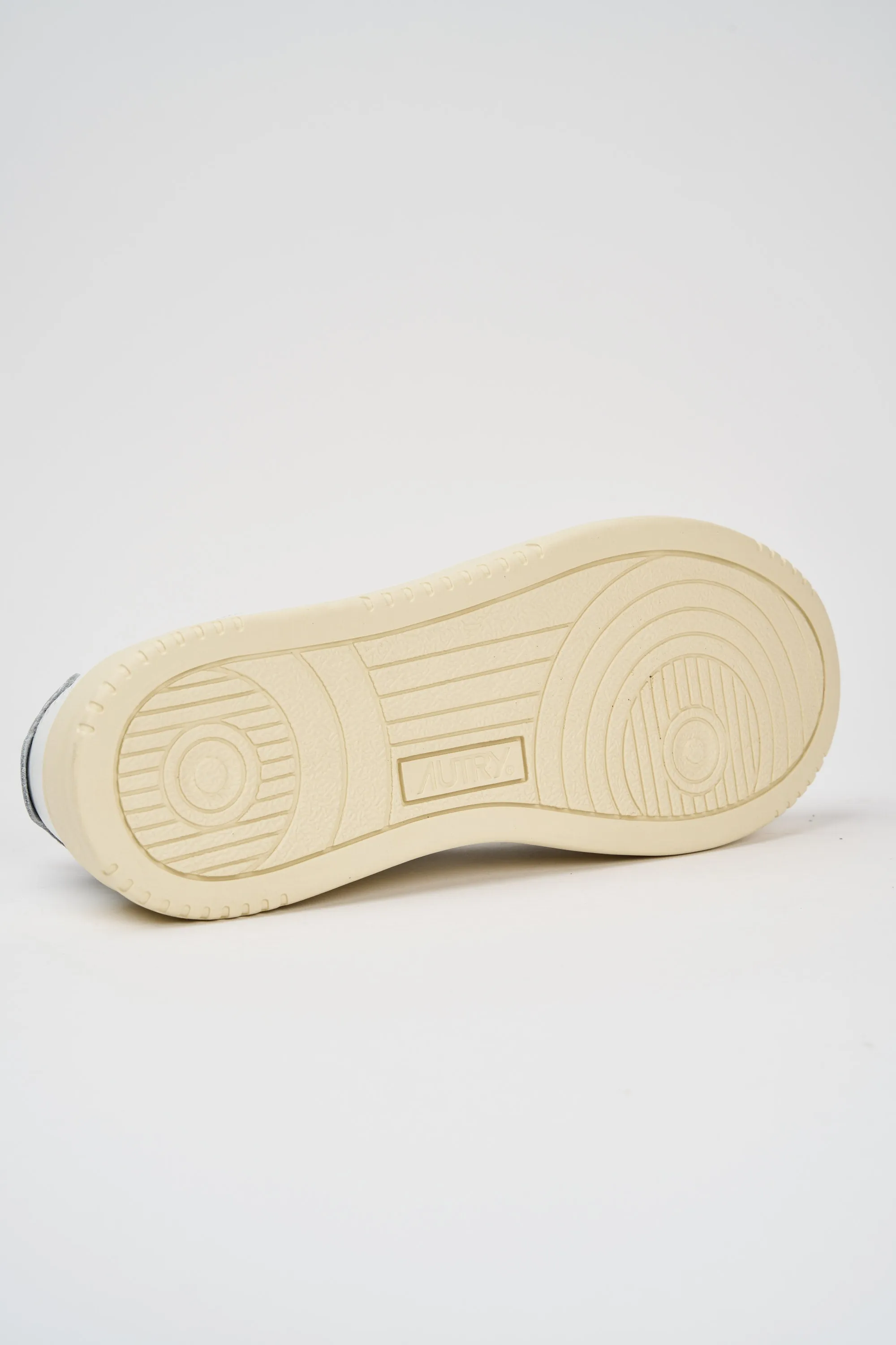 Autry Sneackers Medalist Low Pelle Colore White Silver 4039