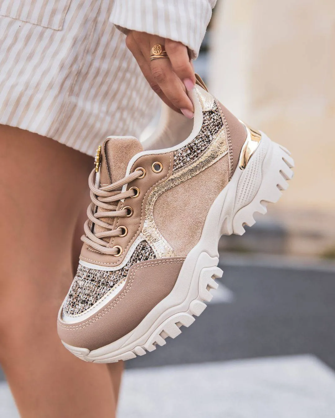 Basket femme taupe à lacets semelle épaisse - Davina