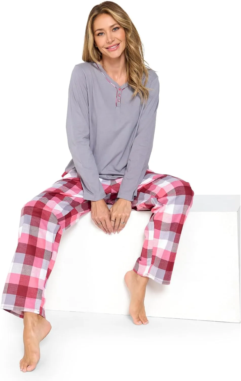 Casual Nights Women's Jersey Knit Long-Sleeve Top and Soft Flannel Bottom Pajama Set
