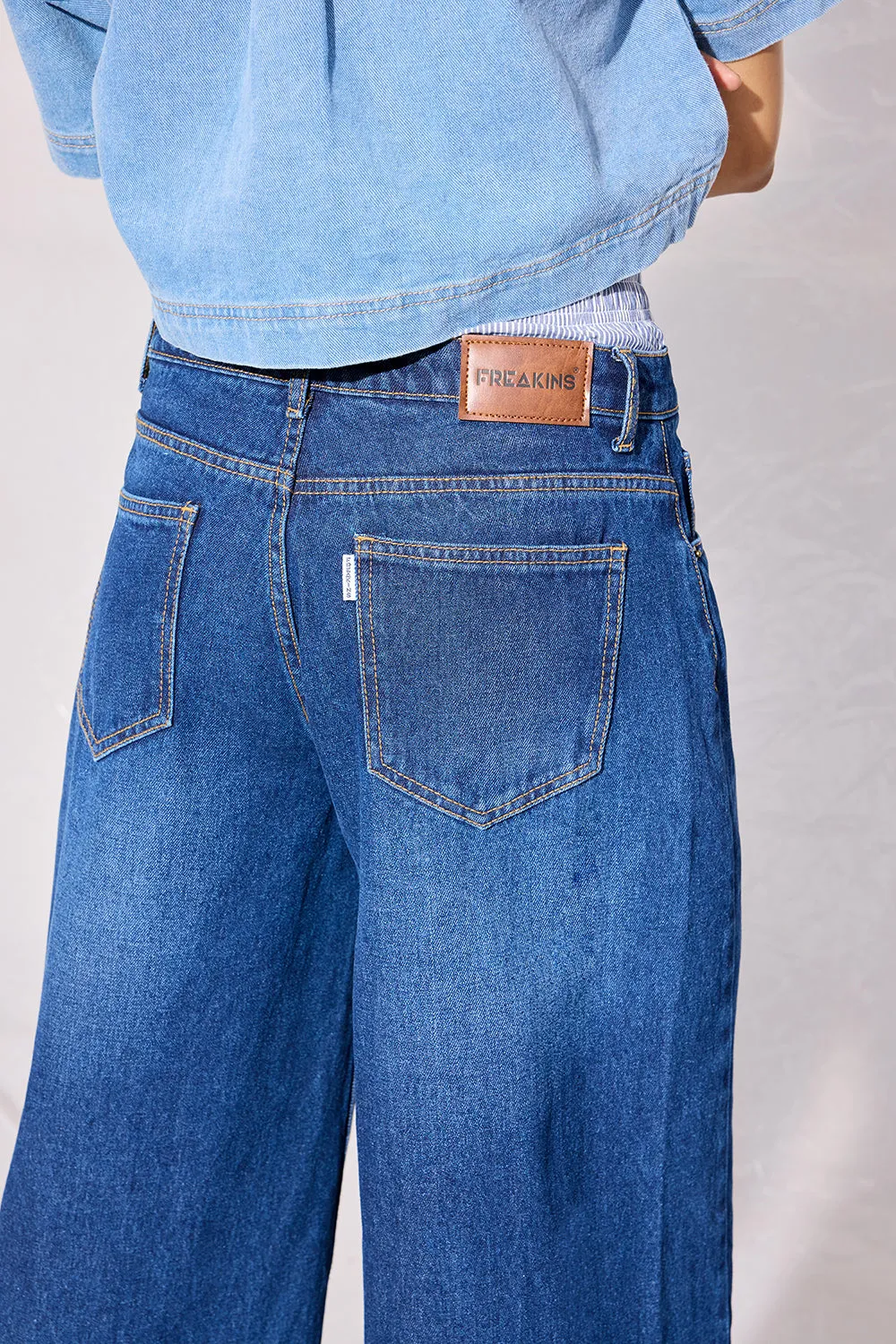 Low-Rise Wide Leg Boxer Jeans