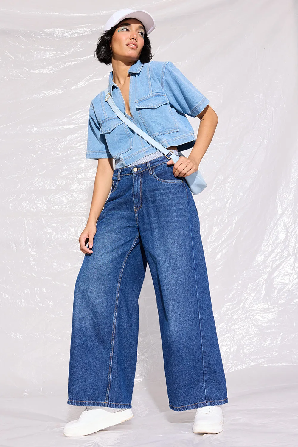 Low-Rise Wide Leg Boxer Jeans