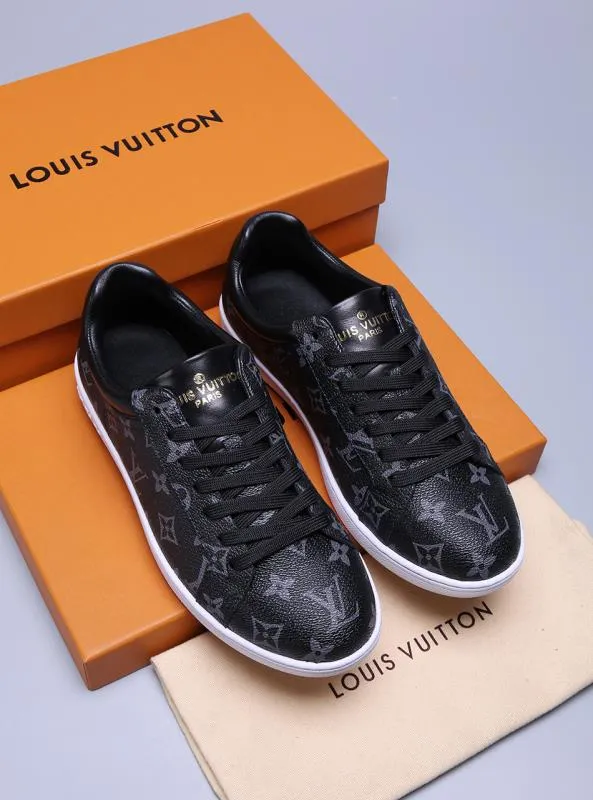 PT - LUV Casual Black Sneaker