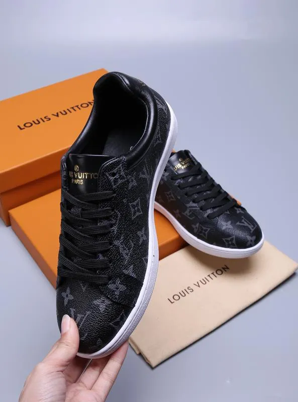 PT - LUV Casual Black Sneaker