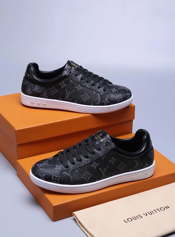 PT - LUV Casual Black Sneaker