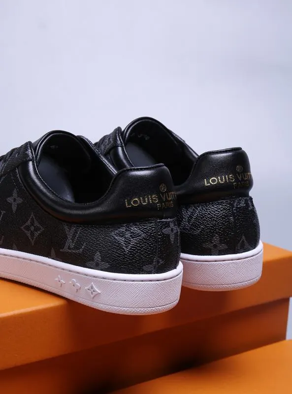 PT - LUV Casual Black Sneaker