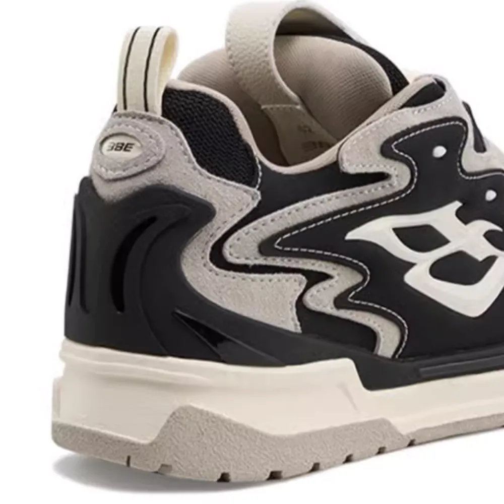 Retro B Letter Stitching Sneakers